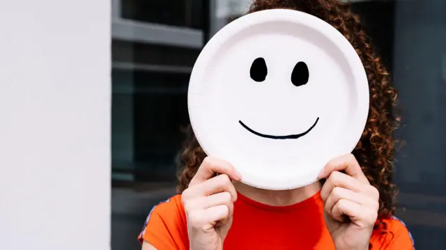 emoji xoşbəxtlik
