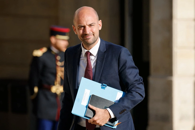 XİN rəhbəri: Paris Ukraynada ədalətli və davamlı sülhə çağırır