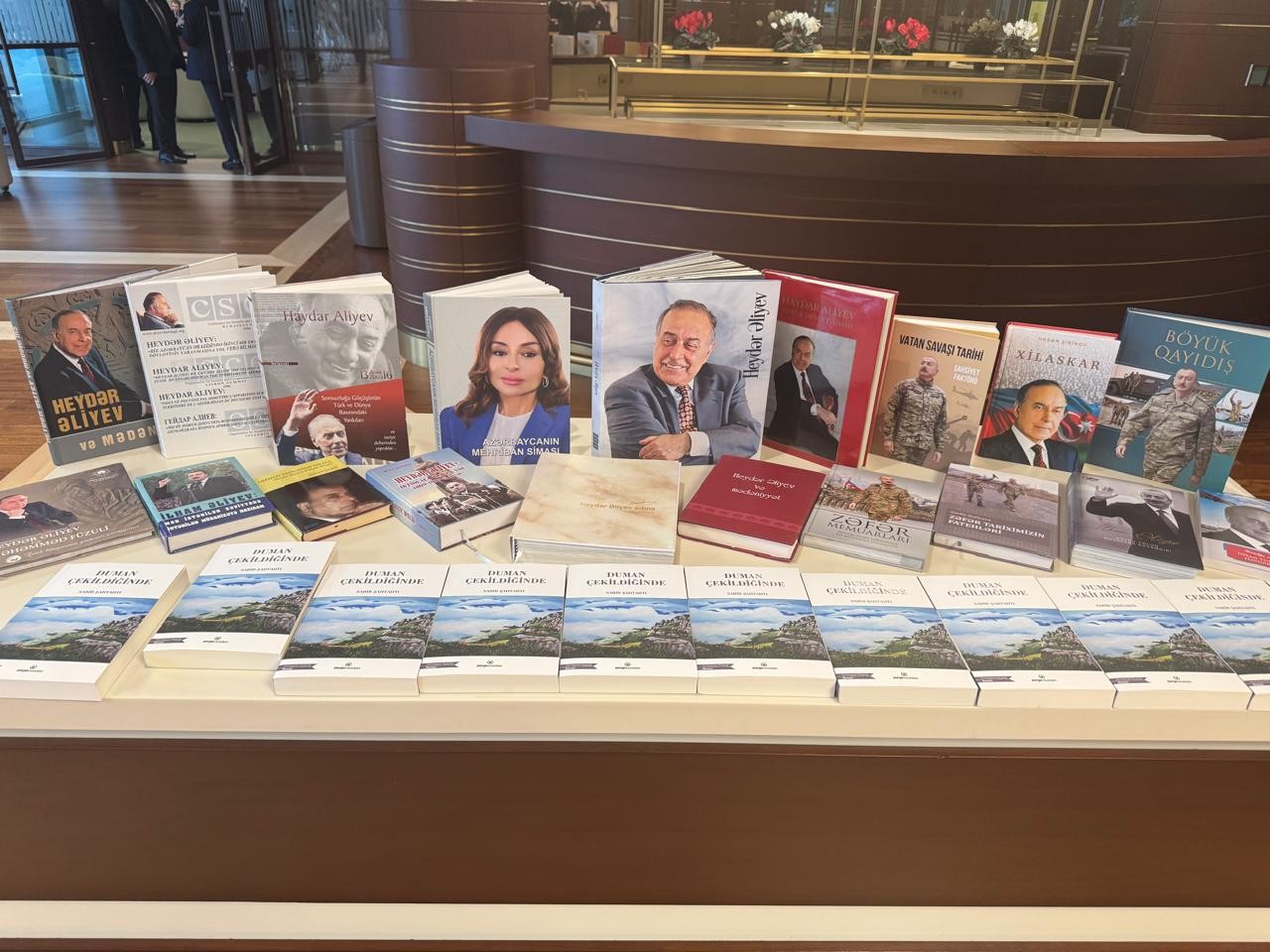 Deputatlar Ankarada Ulu Öndərin anım mərasimində iştirak edirlər - FOTOLAR Deputatlar Ankarada Ulu Öndərin anım mərasimində iştirak edirlər - FOTOLAR