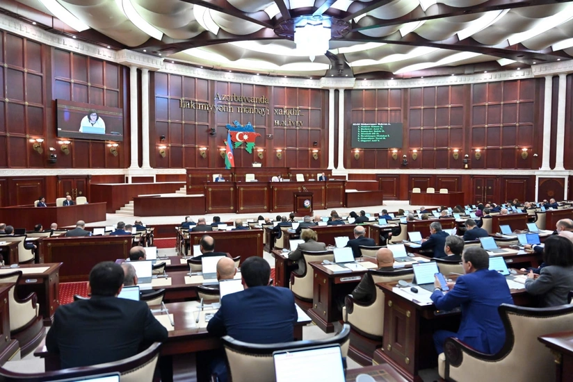 Milli Məclisin payız sessiyasının sonuncu plenar iclası başlayıb
