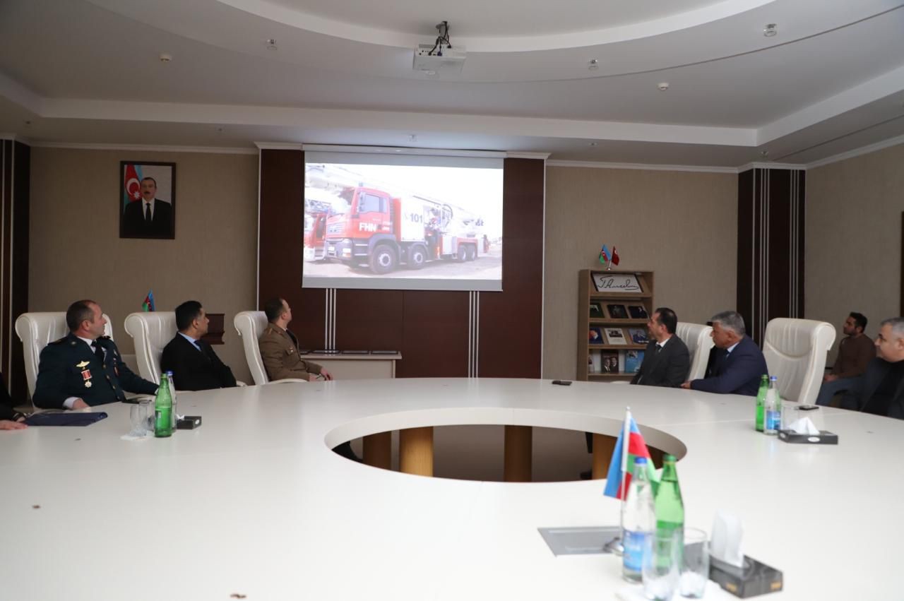 Neftçalada FHN işçilərinin peşə bayramı qeyd olunub - FOTOLAR Neftçalada FHN işçilərinin peşə bayramı qeyd olunub - FOTOLAR