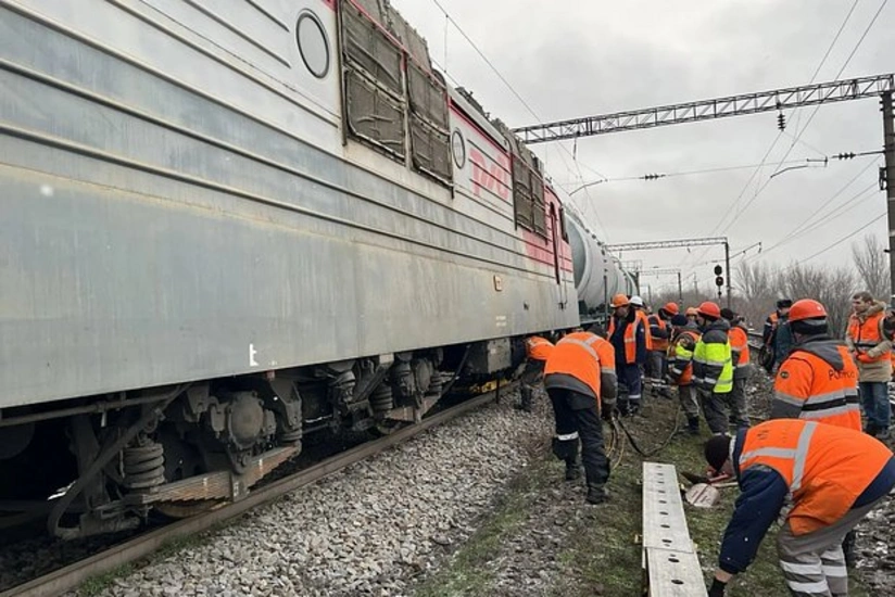 Rusiyanın Rostov vilayətində yük qatarı relsdən çıxıb