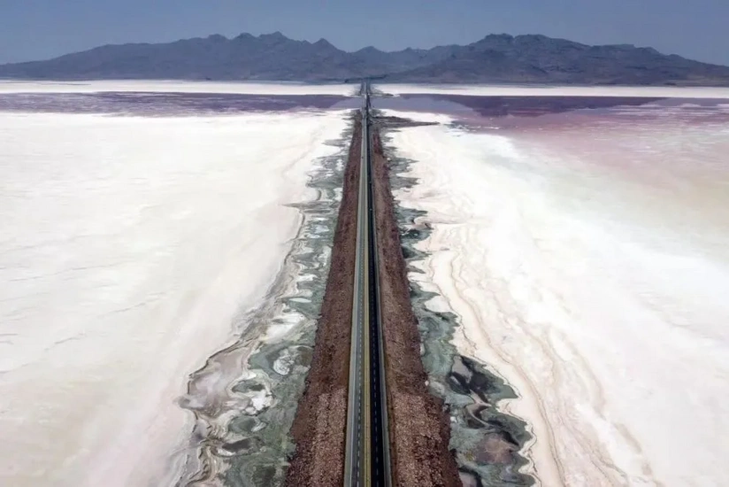 Urmiya gölündəki duz fırtınalarının qonşu ölkələrin ekologiyasına mümkün təsiri açıqlanıb