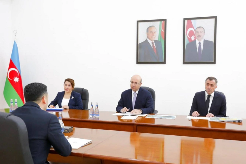 Anar Quliyev Şabranda vətəndaşları qəbul edib