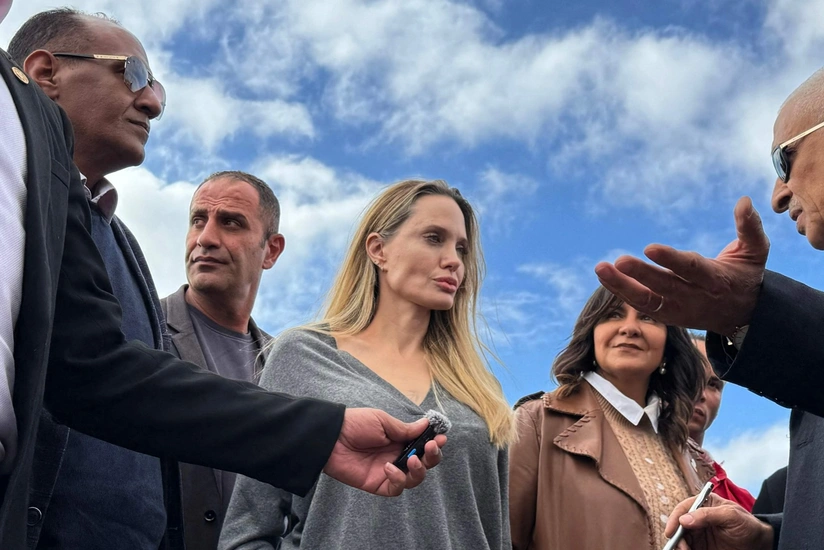 KİV: Anjelina Coli Rəfah nəzarət-buraxılış məntəqəsinə gedib