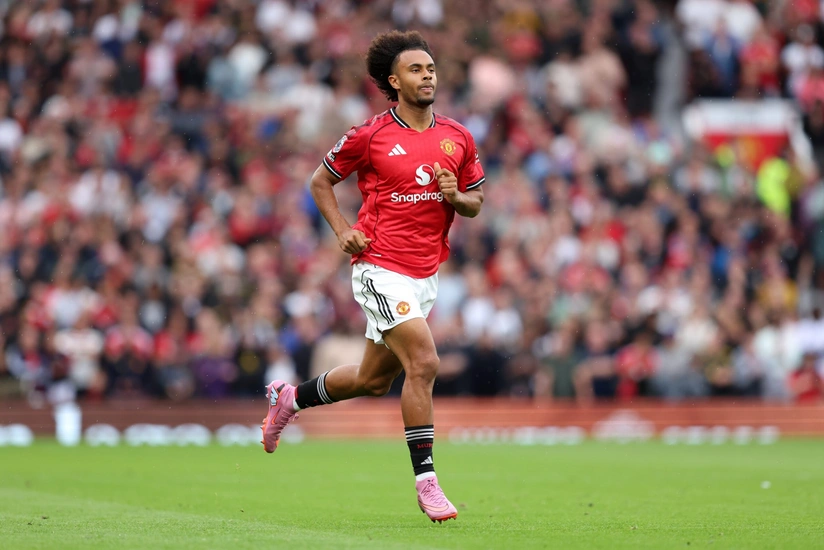 Mançester Yunaytedin futbolçusu Yuventusun diqqət mərkəzinə düşüb