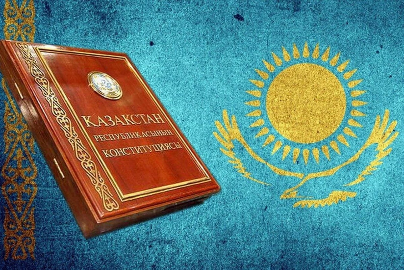 Qazaxıstanda yeni Konstitusiyanın ilk layihəsi təqdim edilib