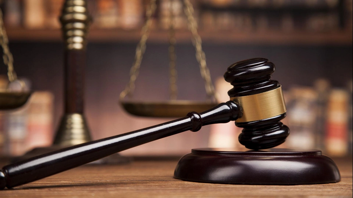 Həbsdə olan keçmiş diplomat Emin İbrahimovun cəzası qüvvədə qalıb