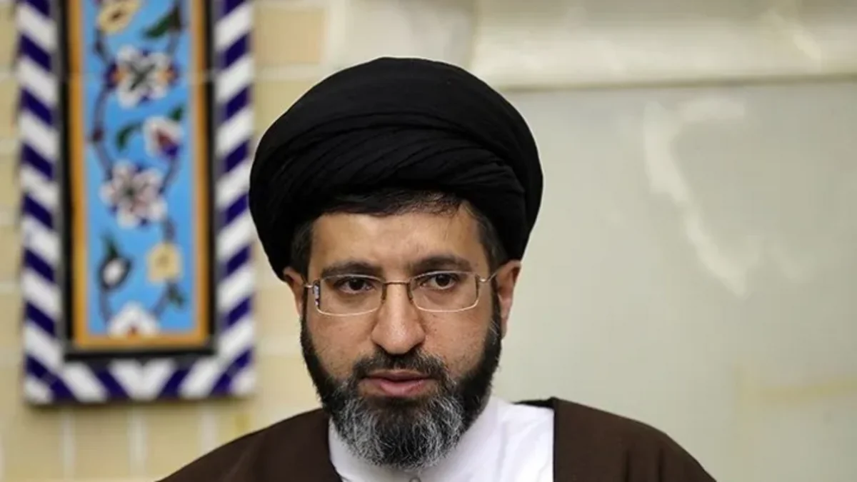 Tehrana endirilən zərbələrdə Xameneinin oğlu və gəlini həlak olub