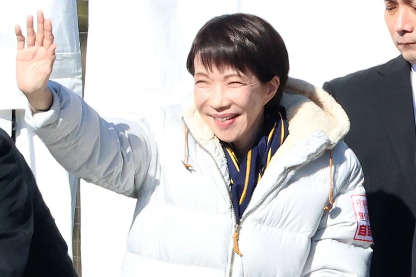 Yaponiyanın Baş naziri seçki kampaniyası zamanı xəsarət alıb