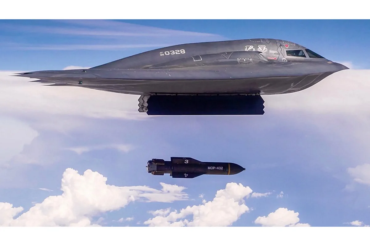 ABŞ İrana qarşı əməliyyatda dörd B-2dən istifadə edib