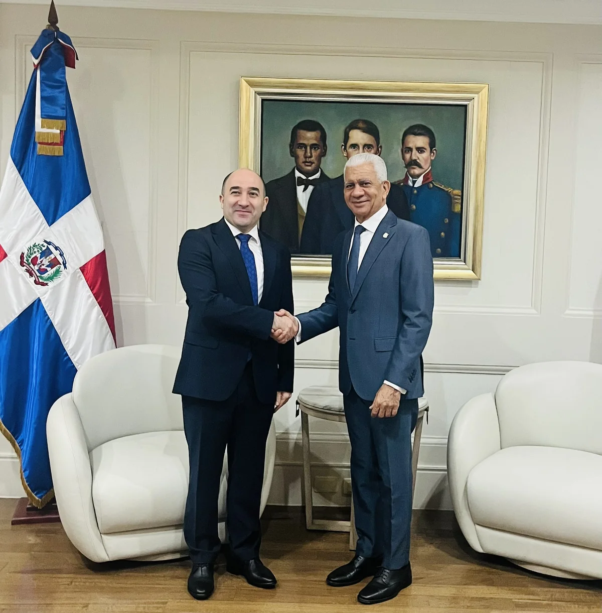 Azərbaycanla Dominikan arasında parlament əlaqələri müzakirə olunub