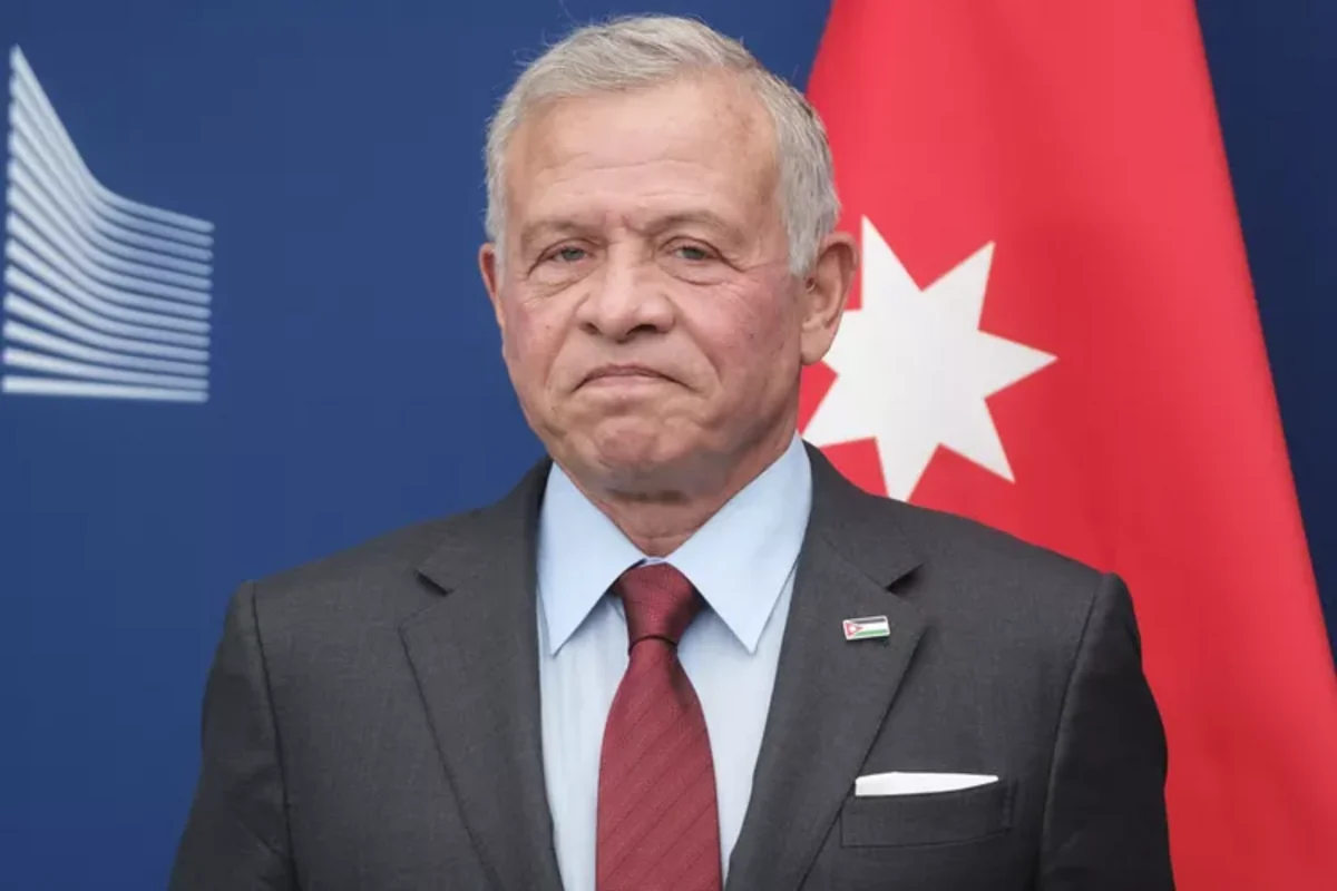 İordaniya Kralı Trampı bölgədə gərginliyi azaltmağa çağırıb