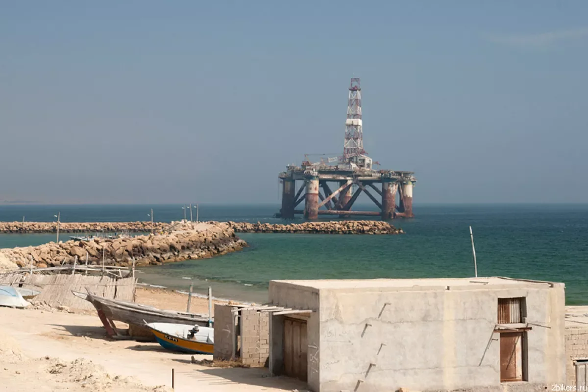 İranda Qəşm adasındakı duzsuzlaşdırma zavodu hava zərbəsi ilə məhv edilib