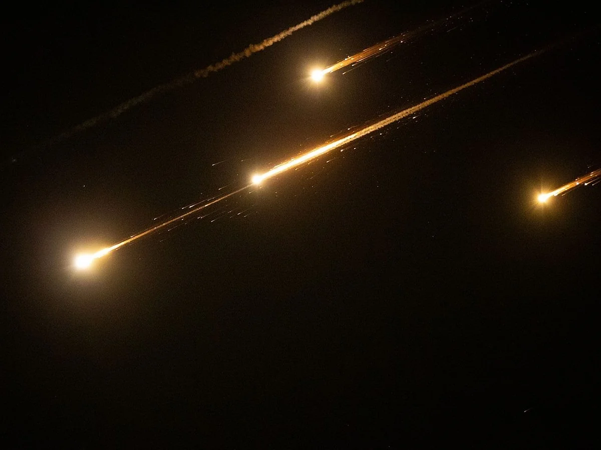 İsrail Ordusu İrandan yeni raket atışları barədə məlumat yayıb