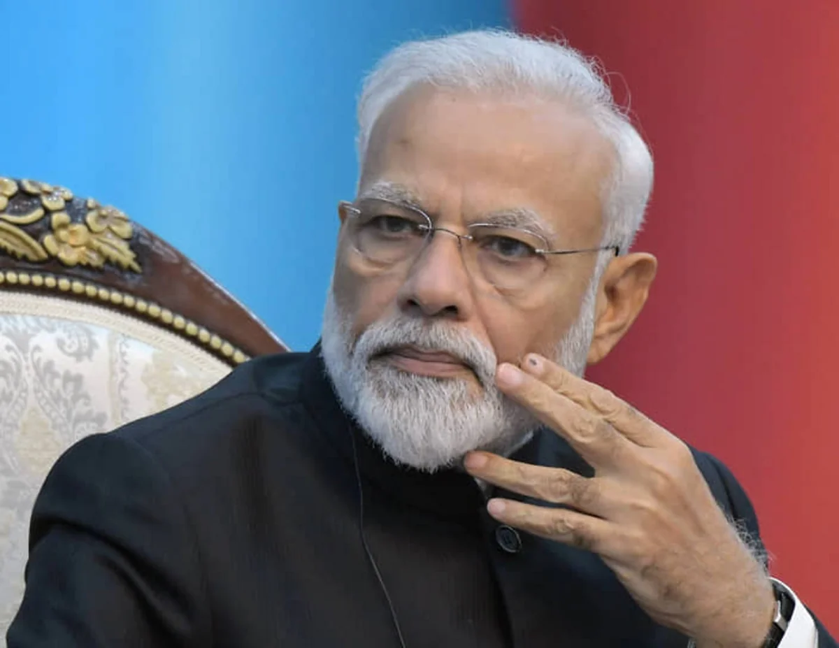 Modi ilə Bəhreyn Kralı İranın hücumlarını pisləyiblər