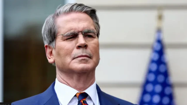 scot bessent abş maliyyə naziri abş dənizdə qalmış iran neftinə sanksiyaları qaldırıb