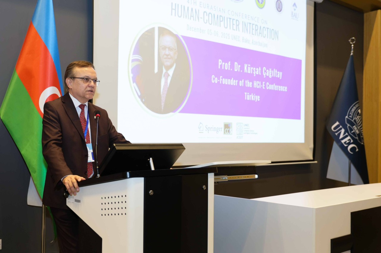 UNEC-də Beynəlxalq Avrasiya konfransı keçirilib - FOTOLAR