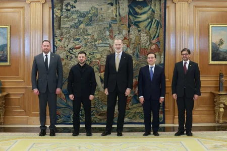 VI Felipe Madriddə Zelenskini qəbul edib