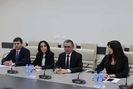Medianın İnkişafı Agentliyində Monqolustan nümayəndə heyəti ilə görüş keçirilib