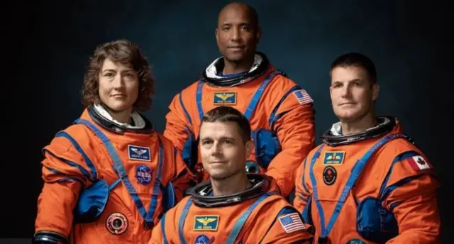 Missiyada dörd astronavt - Reid Wiseman, Victor Glover, Christina Koch və Jeremy Hansen iştirak edir. 